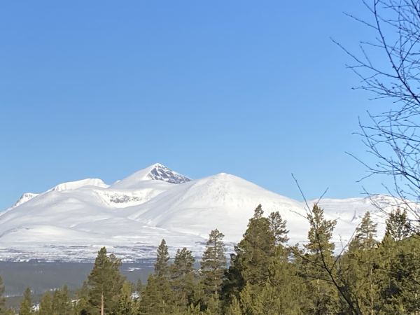 Rondane april
