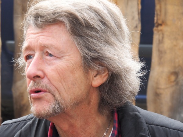 1 Knivmaker Knut Dahl er kursleder