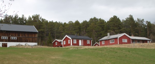 2 Kursgården Sør-Nesset ligger ved foten av Rondan