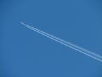 Bilde av kondensstriper etter fly