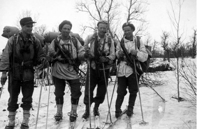 aubert zeiner ratcheog Øvergaard april 1945 foto Oddvar Dobloug