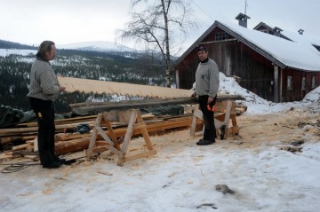 Bilde av dyktige handverkere foto Jo Øvergaard
