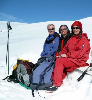 Jen Tore, Marit og Mette vet å nyte fjellliovet foto Jo Øvergaard