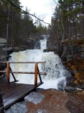 Bilde av fossefall Hørsa. 