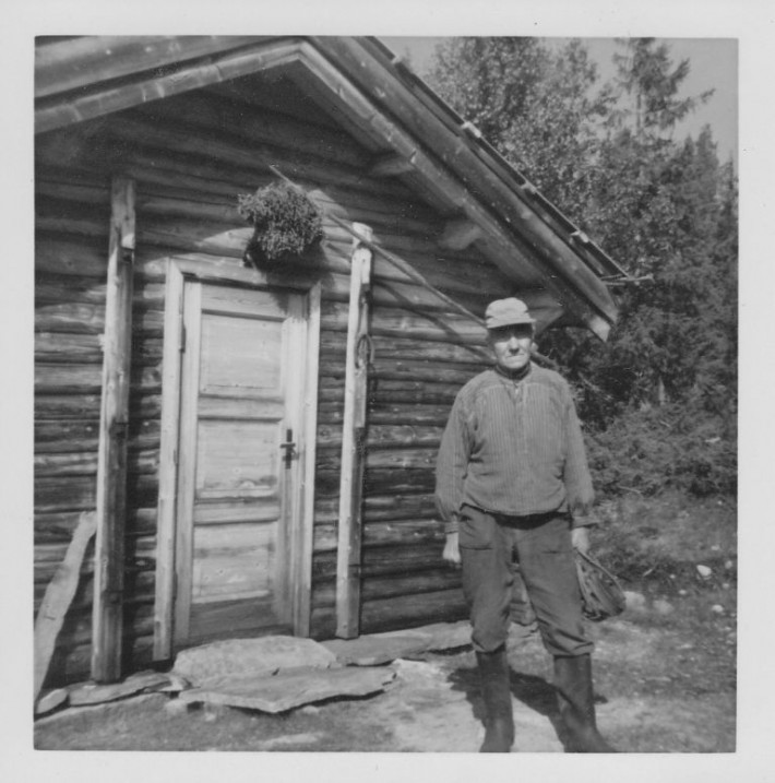 Einar Eggen på Gammelsetra 1968. Foto utlånt av Dagny Ræøstum Voll