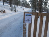 Bilde av stoppeskilt i Megrunnslia. Foto Hans Sollid