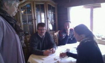 Mobiltlf.bilde av f v Marit,Ole,Tommy og Ellen.oto www.sollia.net