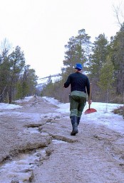 Bilde av vegarbeid oppover langs hyttefeltvegen. Foto Jo Øvergaard