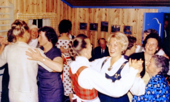 Bilde av Fest på Ankerhytta ved Øyvinds 60årsdag (1)foto ukjent