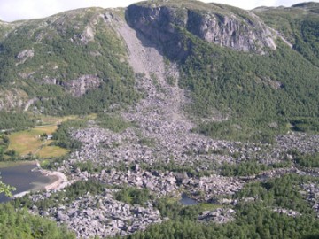Bilde av, stort fjellskred ved Totak i Telemark. Foto: Kari Sletten
