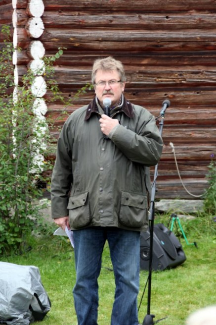 Ole Nordahl ønsker velkommen til Nordre Brænd. Foto Ellen Friis Moen