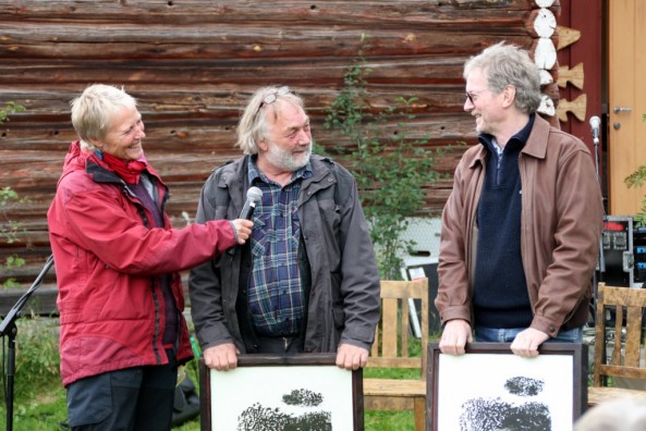 Fossegrimprisvinnernebent jacobsen i Dalakopa og Øystein Sunde  intervjues av Kari Toft. Foto Ellen Friis Moen
