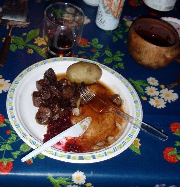 Bilde av en enkel jegermiddag. Foto Hans Sollid
