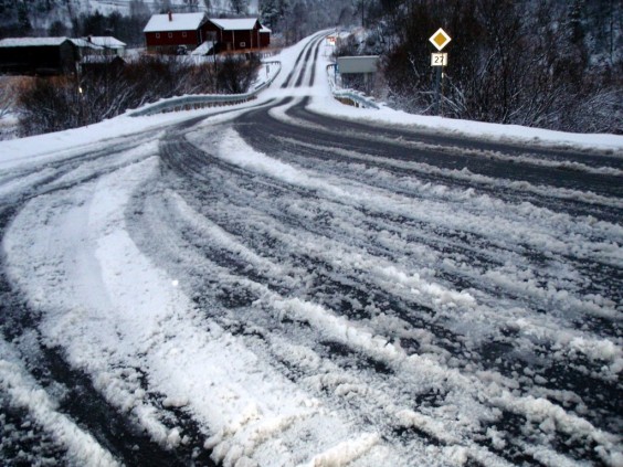 Bilde av krysset RV 29 Vernabygdsfjellet tar av ved Enden. Foto Hans Sollid
