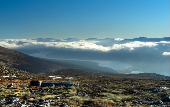Bilde av Atnsjøen fra Veslhøi. Foto Peter Bontroph