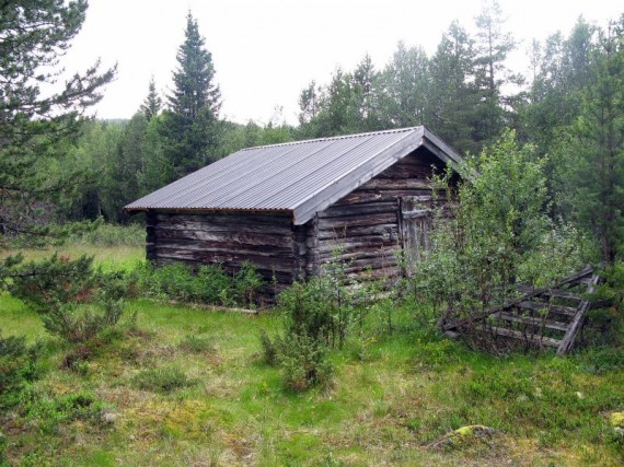 Bilde av løa på setra til Nordre Finstad. Foto Hans Sollid