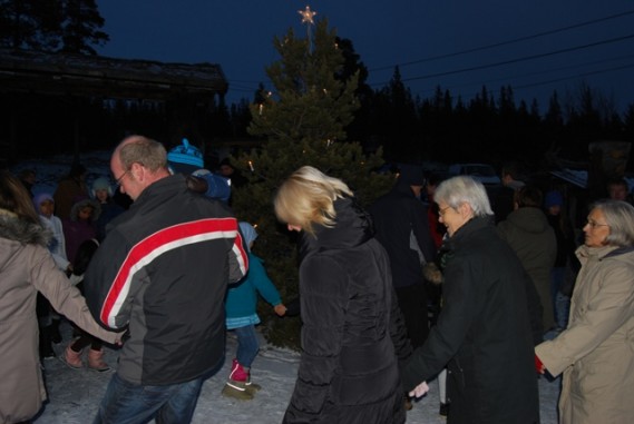 Bilde av Julegrantenning. Foto Jo Øvergaard