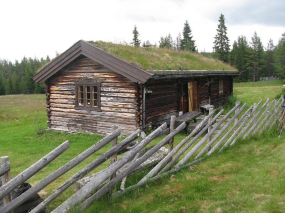 Bilde av seterstua på Seterssetra. Foto Hans Sollid