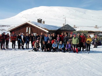 Bilde fra Breisjøsete. Her er Alvdal Turforening og Folldal Turlag på sin årlige Breisjøsetertur i 2010. Foto Johan R Eggen