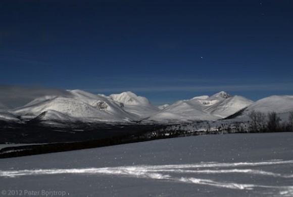 Vinternatt i Rondane. Foto Peter Bontrop