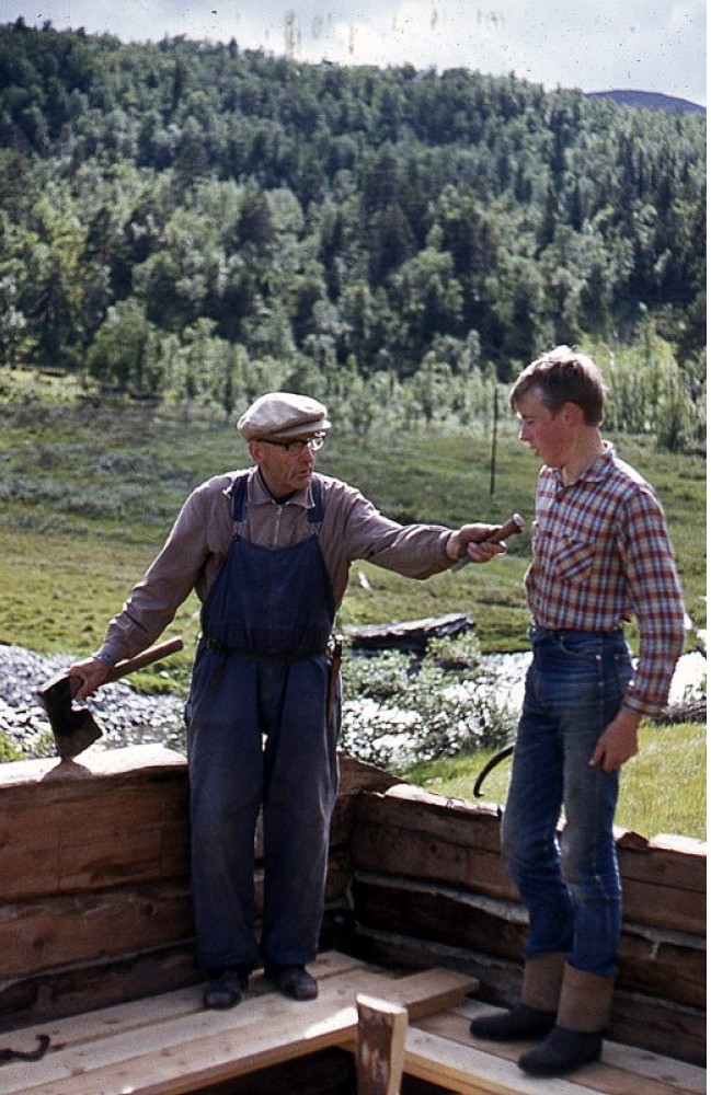 Tradisjonsbåren kunnskap overleveres (1968)