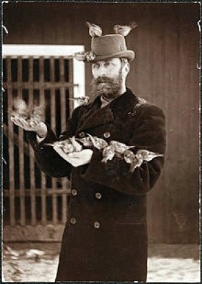 220px-Portrett_av_Robert_Collett