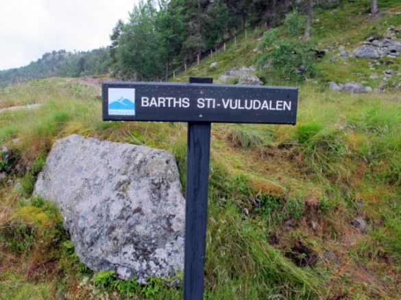 Turen fulgt den såkalte Barth-stien innover Vuludalen.Foto Hans Sollid