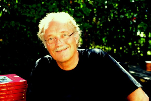 Kjell E.Midtun signerer gjerne boka for deg på lørdag foto Jo Øvergaard