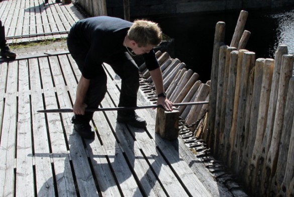 Simen Brænd i kast med damnålene. Foto Hans Sollid