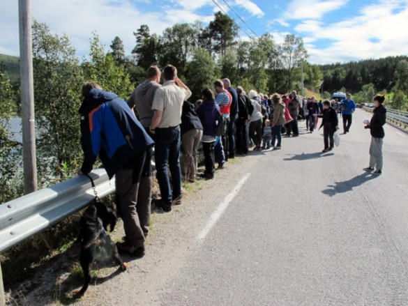 Stor interesse for damsleppet. Foto Hans Sollid