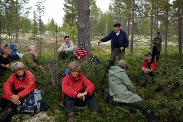 Det går mot slutten av skogdagen. Foto Helge Stikbakke