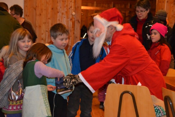 Fra julebasaren på Mogrenda. Foto Birgitte Løchen