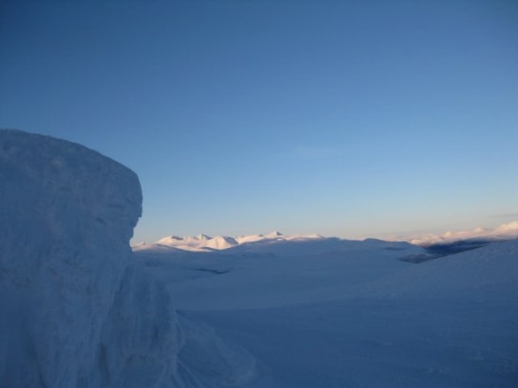 Rondane sett fra Gråpiggen en midtvintersdag. Foto Knut H Rønningen