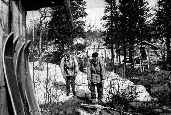 Ola Holen og Kåre Bredesen foto Oddvar Dobloug april 1945