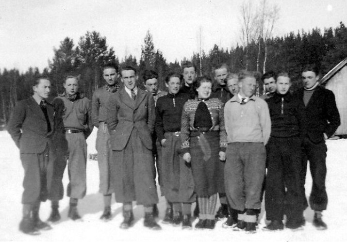Framhaldsskole ved Atnbrua våren 1940.
