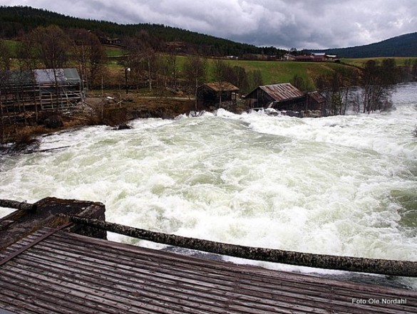 Flombilde Atnfossen