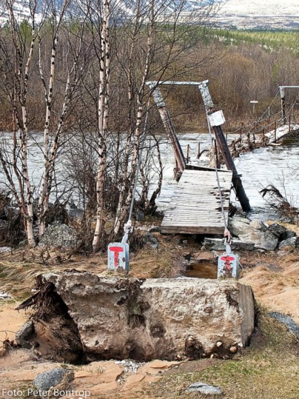 Brua ved Strømbu. Foto Peter Bontrop