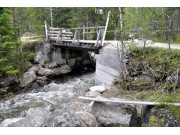 Vesl-Gryta huserte med brua
