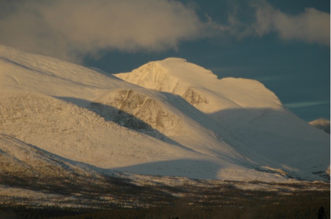  Rondeslottet i desembersol. Foto Jo Øvergaard 