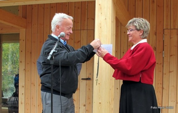 Nøkkelen overleveres