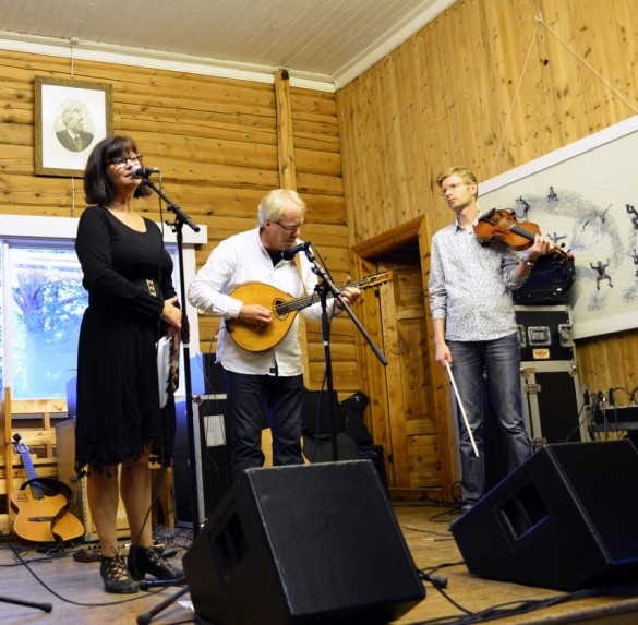 Laila Yrvum. Leiv Sohlberg og Einar Olav Larsen foto Jo Øvergaard