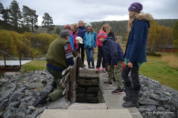 Rondane 4-H ved ved Barths monument. Foto Birgitte Løchen