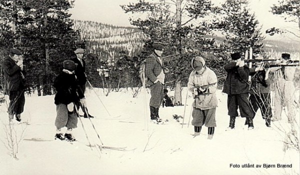 Skyting var publikumssport i Sollia på 1950-tallet. Foto utlånt av Bjørn Brænd