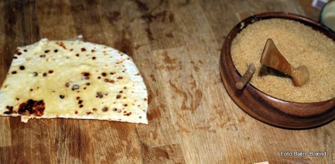 Lefse med smør og brunsukker frister de fleste. Foto Bjørn Brænd