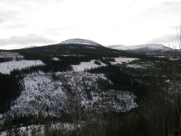 Gammelseterkletten og Svuluhøgda. Foto Hans Sollid