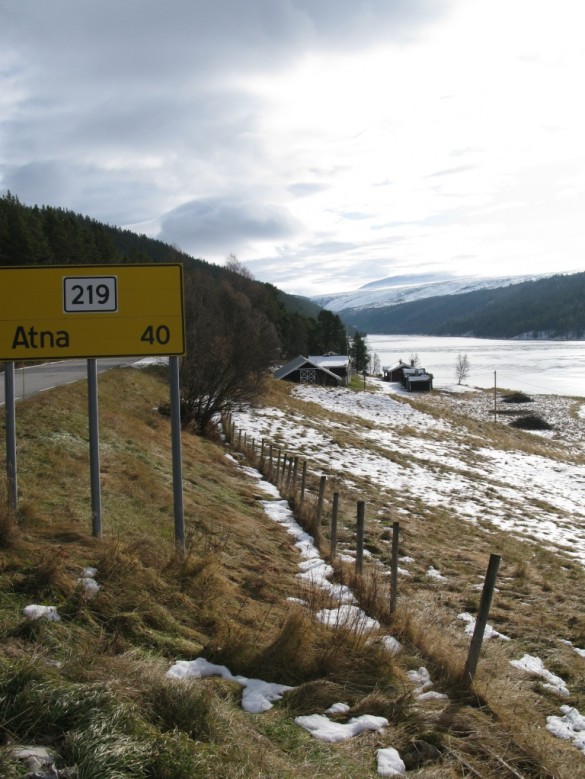 Slåbumoen med Setningssjøen. Foto Hans Sollid