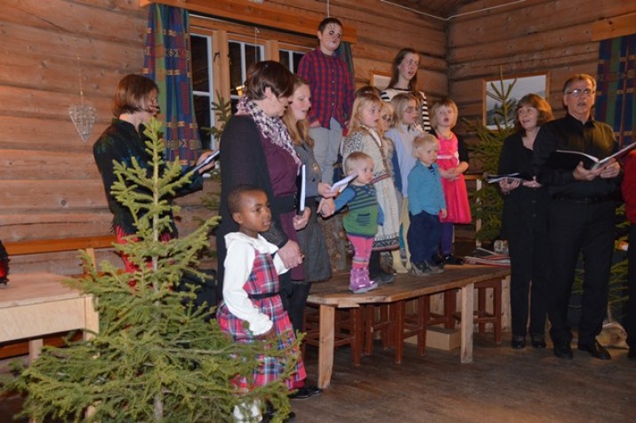 Bilde fra juletrefesten. Foto Birgitte Løchen