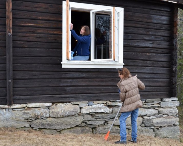 Fra dugnaden på Solvang. Foto Ida Løchen