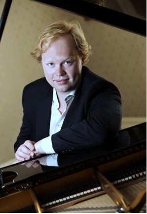 EILERT T HASSELDAL