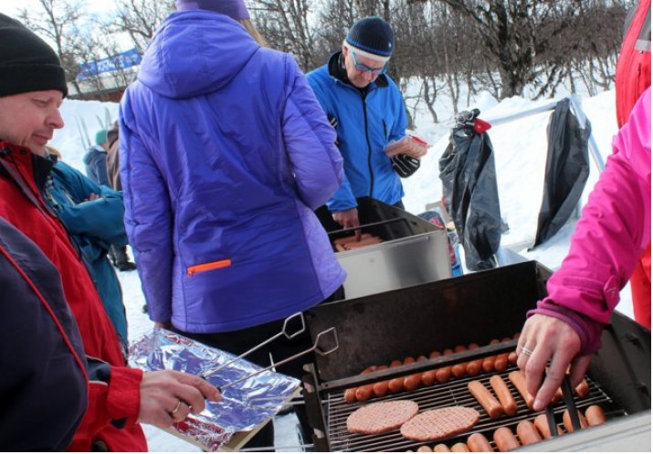 Etterpå var det grill. Foto Klas Erik Lindstad